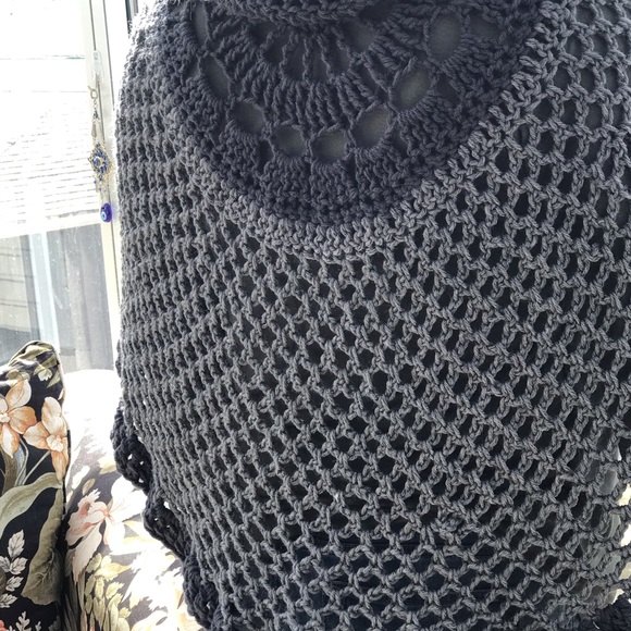 Gray Poncho by Capture Z - Picture 5 of 6